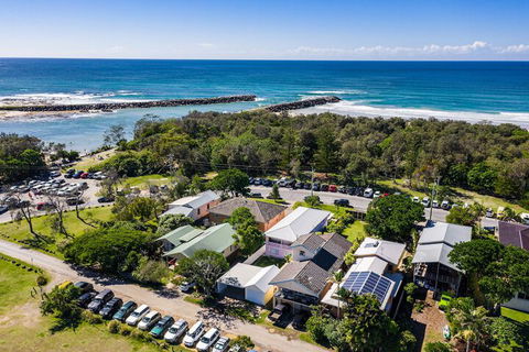 A PERFECT STAY Sunset Beach Summer Breeze - Accommodation Resorts 2