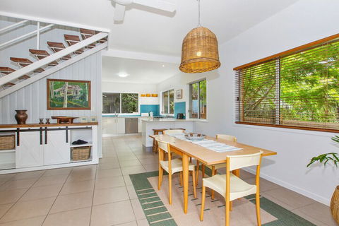 BEACH HOUSE On PEARL - Accommodation Resorts 3