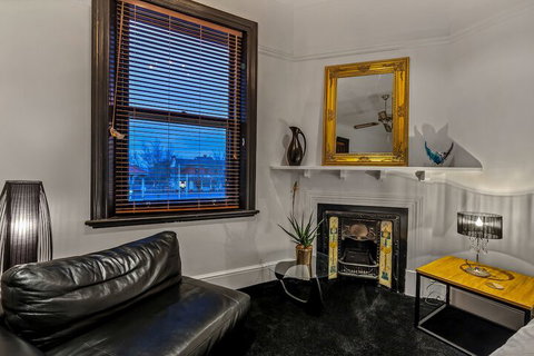 BANK192 - Accommodation Resorts 5