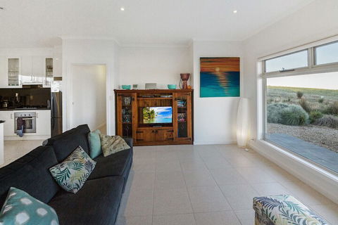 Fleurieu Coastal Retreat Lot 150 Myponga Beach Road - Accommodation Resorts 6
