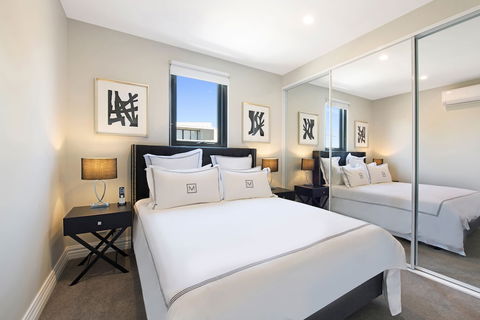 Manhattan Apartments - Notting Hill - Accommodation Resorts 6