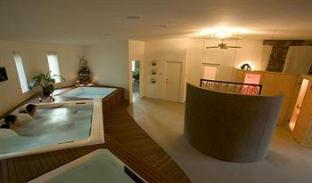 Aquador Retreat - Accommodation Resorts 5