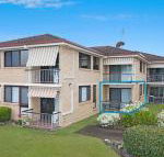 2 / 8 Banks Avenue Easy walk to Tweed Heads Bowls club - Accommodation Resorts
