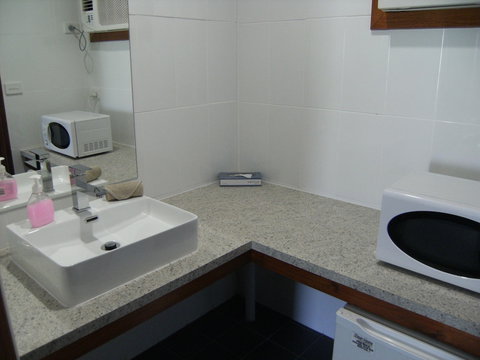 Regency Court Motel - Accommodation Resorts 5