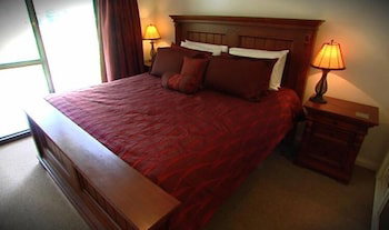 Elm Cottage - Accommodation Resorts 6