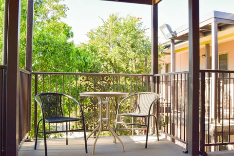 Station Hotel Motel Kurri Kurri - Accommodation Resorts 2