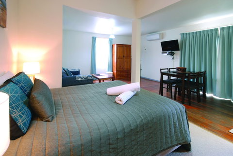 Riverview Boutique Motel - Accommodation Resorts 6