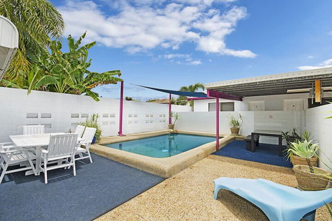 Townsville Holiday Apartments - Accommodation Resorts 1
