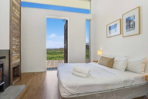 The Longhouse Suite 2 - Accommodation Resorts 4