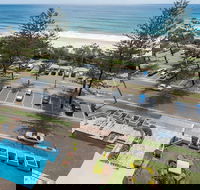 Southern Cross Beachfront Holiday Apartments - Accommodation Resorts