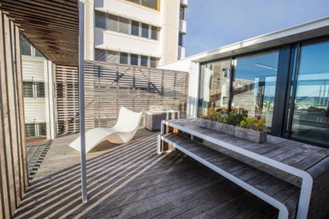 Avalon City Retreat - Accommodation Resorts 0