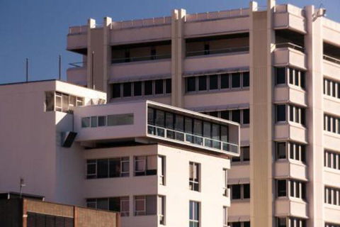 Avalon City Retreat - Accommodation Resorts 6