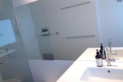 Avalon City Retreat - Accommodation Resorts 3