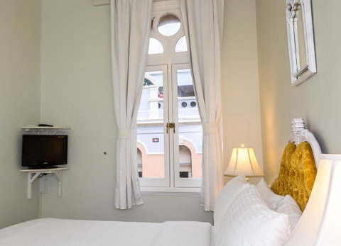 Fremantle Bed And Breakfast - Accommodation Resorts 4