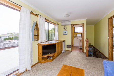 HOLIDAY On NAUTILUS INVERLOCH - Accommodation Resorts 4