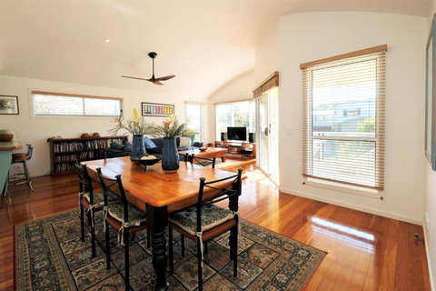 SPINNAKER 1 - Accommodation Resorts 4