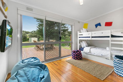 To The Beach - Accommodation Resorts 1