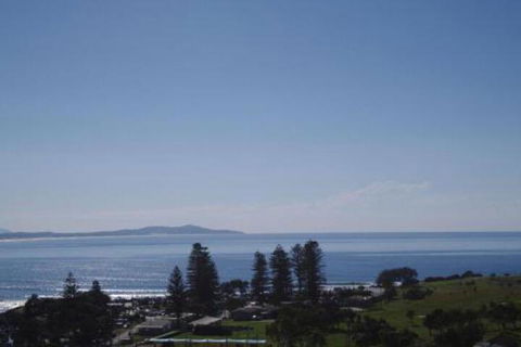 AAA Views 2 View Street - Accommodation Resorts 0