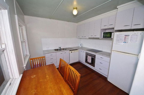Apollo 2 9 Hodgson Street - Accommodation Resorts 4