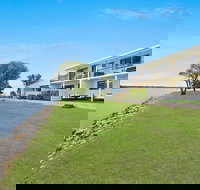 Peninsula Court 5 - Accommodation Resorts