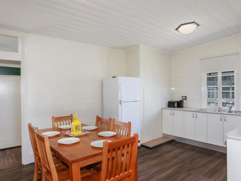 Yamba Pilot Cottage 2 Pets Welcome Close To Beach - Accommodation Resorts 4