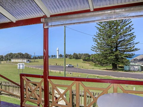 Yamba Pilot Cottage 1 Pets Welcome Close To Beach - Accommodation Resorts 1