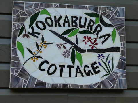 Kookaburra Cottage At Uralba Eco Cottages - Accommodation Resorts 2