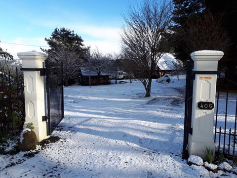Robins Nest B & B - Accommodation Resorts 1