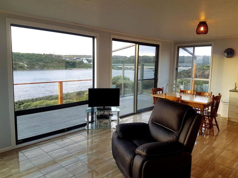 Ocean View Cottage - Accommodation Resorts 6