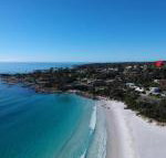 GRANITE BEACH HOUSE at Bay of Fires - Accommodation Resorts
