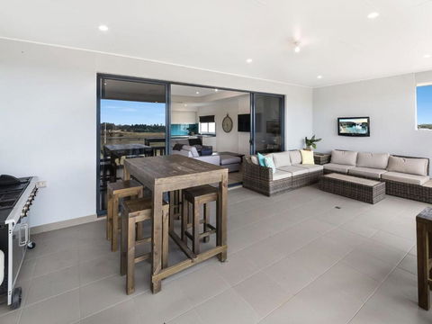 Tee Two On Troon 21 / 30 Troon Drive - Accommodation Resorts 1