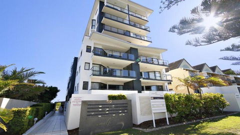 Amalfi Unit 11 Above All Else 50 King Street - Accommodation Resorts 5