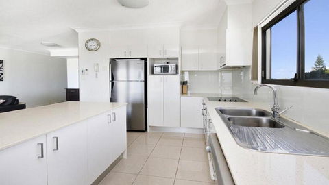 Amalfi Unit 11 Above All Else 50 King Street - Accommodation Resorts 6