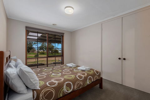 Mulwala Lakeside Waterfront - Accommodation Resorts 5