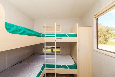 Reflections Holiday Parks Grabine - Accommodation Resorts 6