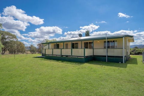 Reflections Holiday Parks Grabine - Accommodation Resorts 0