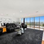 BENGALEE EXECUTIVE TOWNHOUSE MODERN & STYLISH - Accommodation Resorts 0