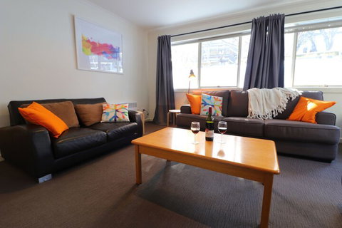 Elkhorn 11 - Accommodation Resorts 5