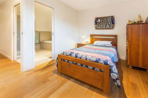 BAY VIEWS On MANNA DROMANA - Accommodation Resorts 3