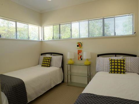 LANDSCAPE At PALM COVE - Accommodation Resorts 3