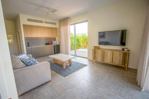 Dune Beachfront Apartments - Accommodation Resorts 6