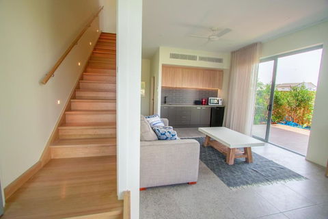 Dune Beachfront Apartments - Accommodation Resorts 2