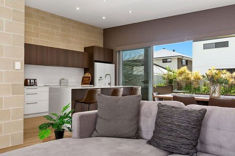BEACHSIDE HAVEN - Accommodation Resorts 7