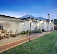 Nell's Place - Accommodation Resorts