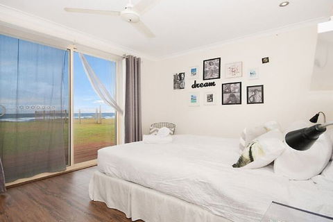 La Plage - Accommodation Resorts 5