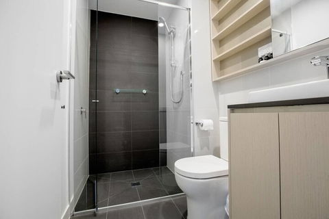 Trendy 2 Bedroom In Ringwood/Eastland With Parking - Accommodation Resorts 5
