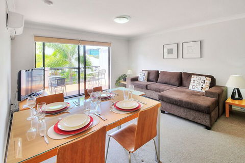 Airtrip Apartment On Russell St - Accommodation Resorts 2