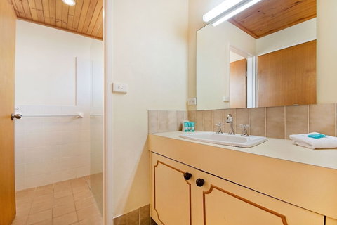 Elsewhere 3 - Accommodation Resorts 2