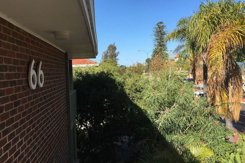 B6 Cafes & Restaurants Close To UWA - Accommodation Resorts 3