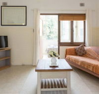 B6 Cafes  Restaurants close to UWA - Accommodation Resorts